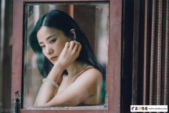 女人暗恋你的3个明显信号，别错过(图3)