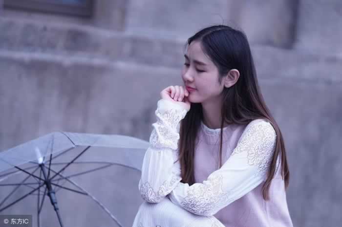 男友出轨两女还想挽回？你是否在感情中忽视了自己的问题(图2)