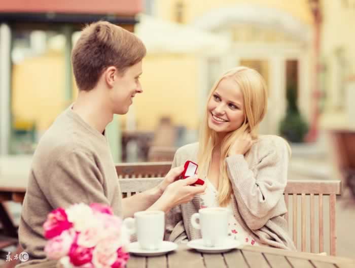 异地恋如何维系？用心沟通和信任是关键(图3)