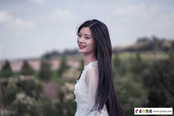 如何让男人真心爱你，关键在于自我提升与独立(图1)