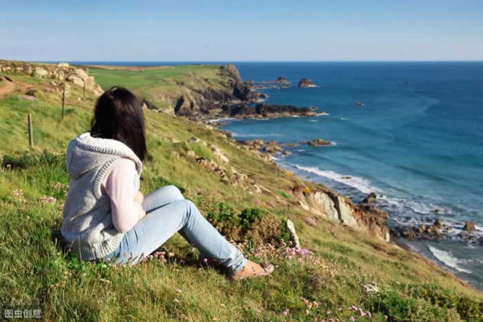 朋友圈挽回爱情的技巧，让他主动找你(图2)