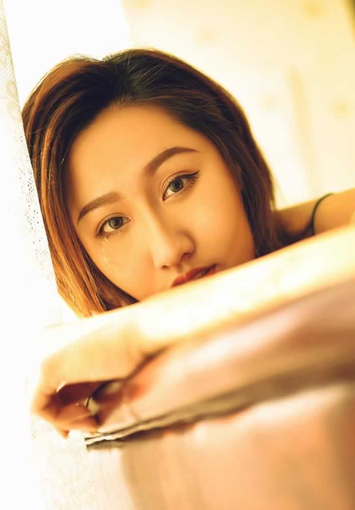 以退为进的主动追求技巧，让男人无法拒绝(图1)