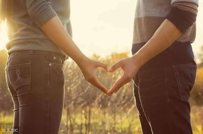 情感中舒适区的关键：如何让伴侣感到自在(图1)