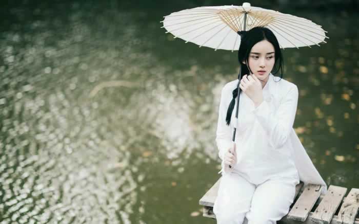 男人沉默其实很爱你，这三件事别误会(图2)