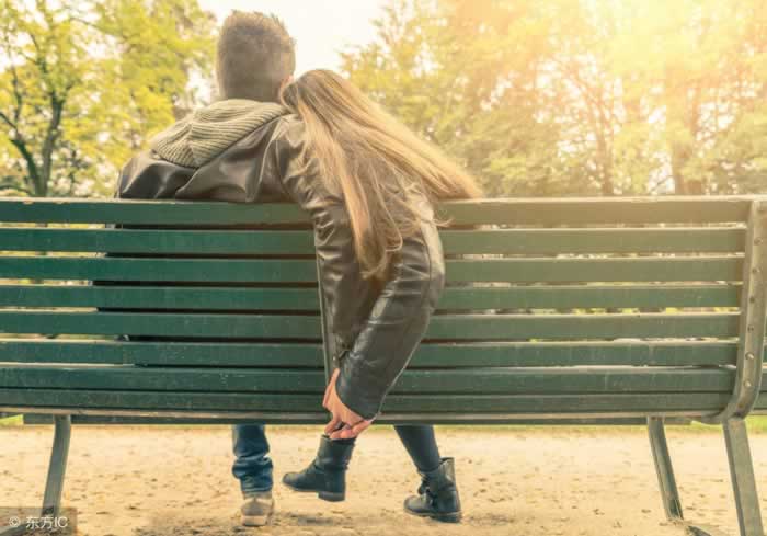 如何巧妙应对男友前任 让感情更稳固(图3)