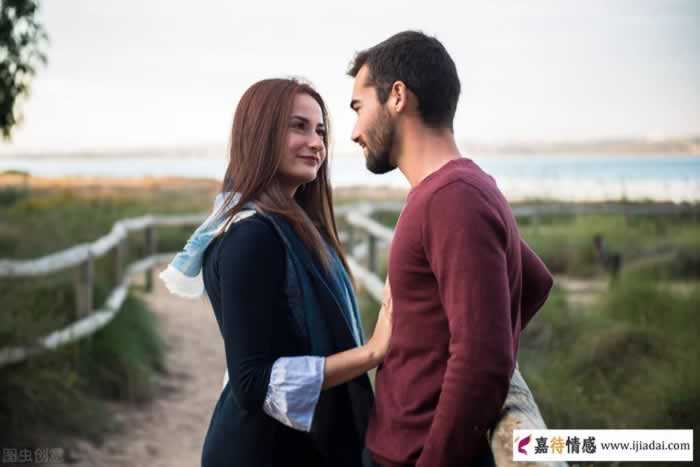 女人对你做这三件事，说明她已开始算计你(图3)