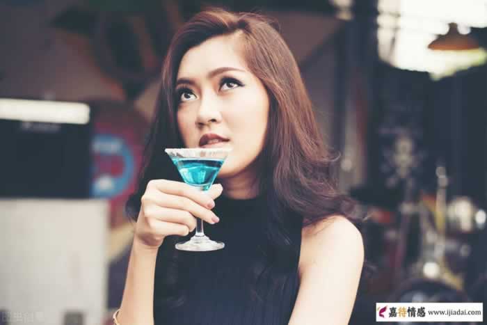 60岁女人对男人的情感变化与真实需求(图1)