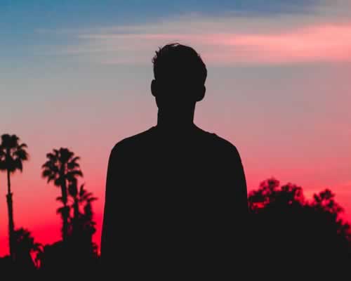 男友不愿承诺，继续等他值得吗？ - 顾觅佳偶婚恋网