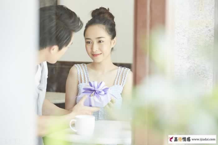 朋友圈假精致，不如真实生活(图1)