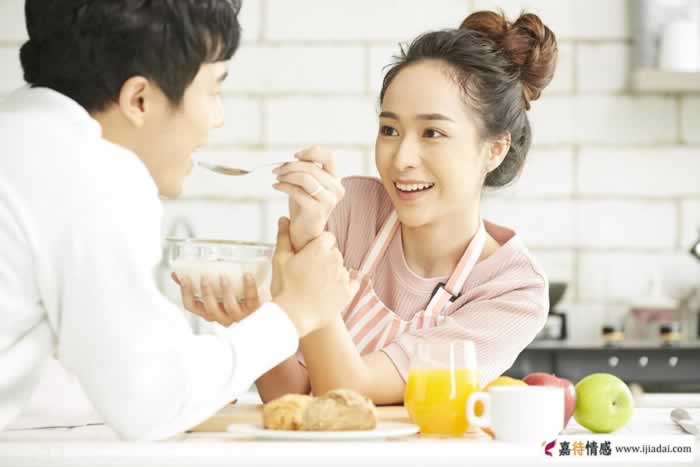 夫妻关系的本质：命运共同体、责任与成长(图1)