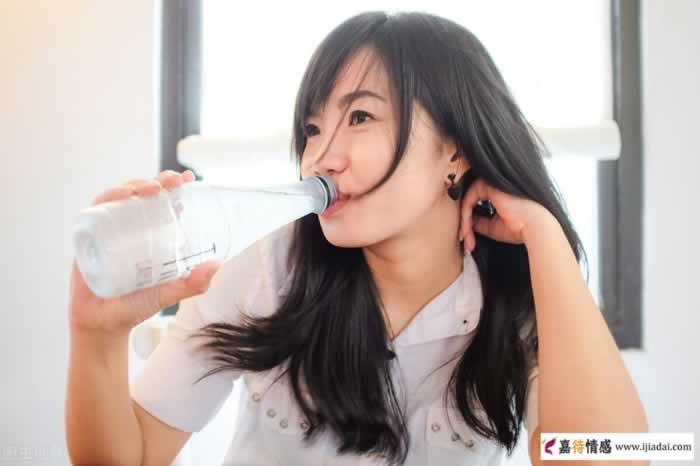 中年女人对感情的态度更成熟更直接(图3)