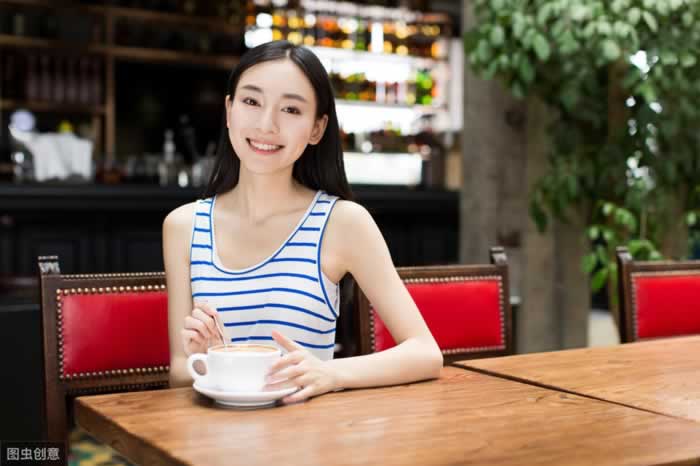 高情商女人如何挽回前男友？关键在理解与改变(图1)