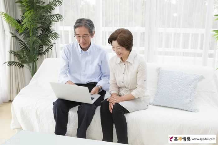 老夫老妻的婚姻危机：平淡、忽略与死气沉沉如何侵蚀感情(图2)