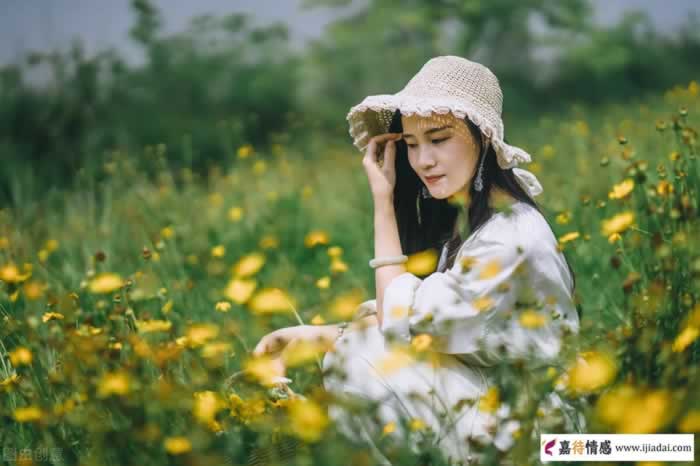 女人的这3种肢体暗示，其实是在等你追她(图5)