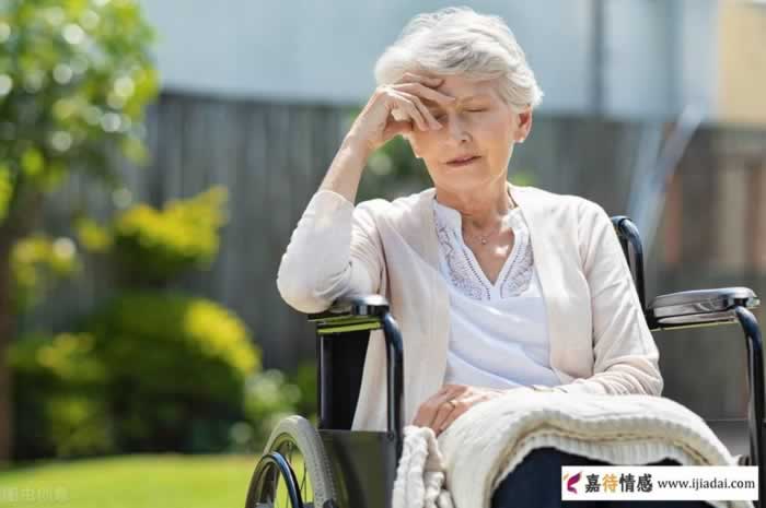 女人晚年是否需要老伴？孤独与陪伴的抉择(图1)