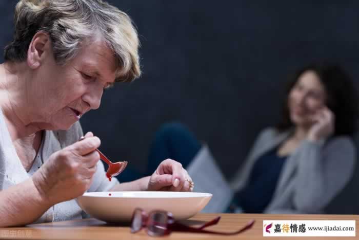 女人晚年是否需要老伴？孤独与陪伴的抉择(图6)