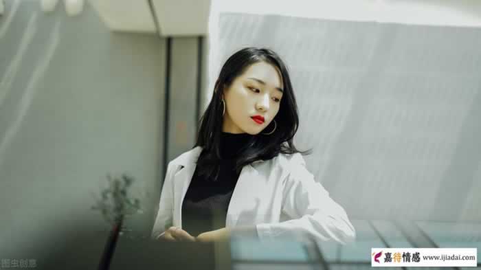 老公出轨后要不要和第三者沟通？李女士的纠结与反思(图1)