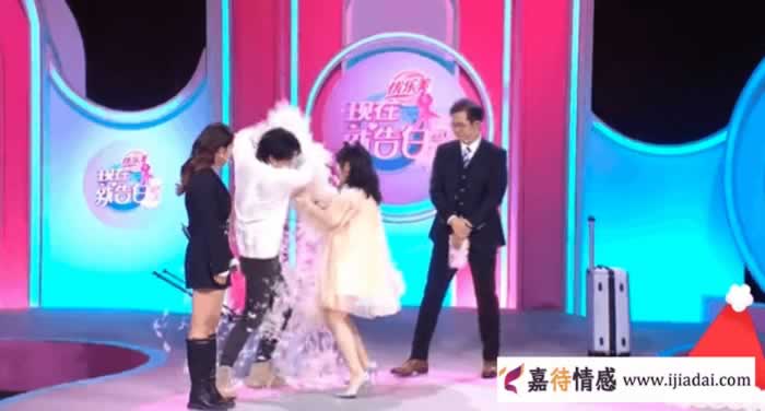 男人的深情藏不住，不爱才会伤害你(图2)