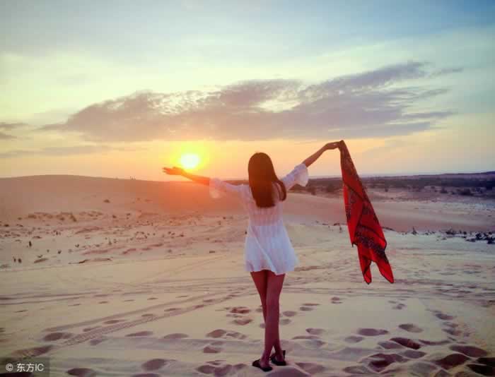 分手后为何总想挽回？也许只是没找到更好的(图1)