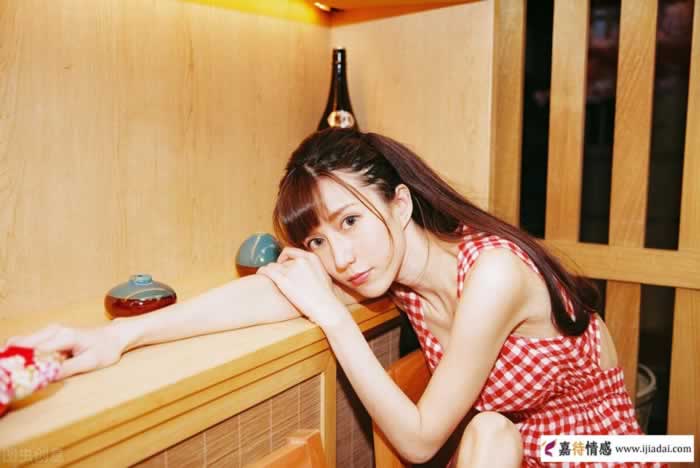 跟女生搭讪别叫‘美女’，这两个称呼更讨喜(图1)