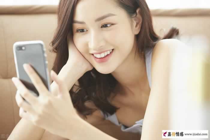 让男人宠爱你的两句话，不撒娇也能打动他(图3)