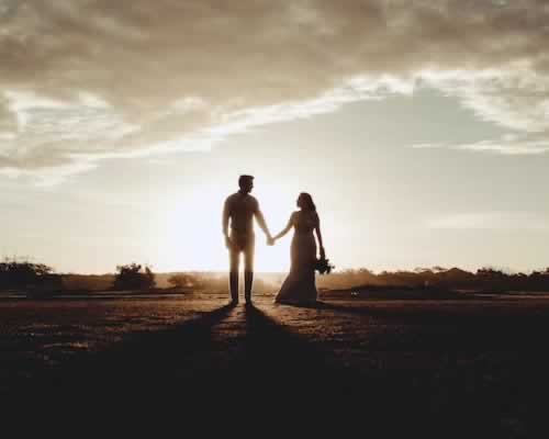 婚姻危机自救指南：如何修复破裂感情与改变自我 - 顾觅佳偶婚恋网