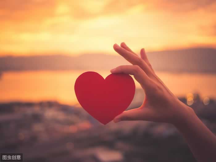 挽回爱情不累的关键：设立底线与提升自信(图1)