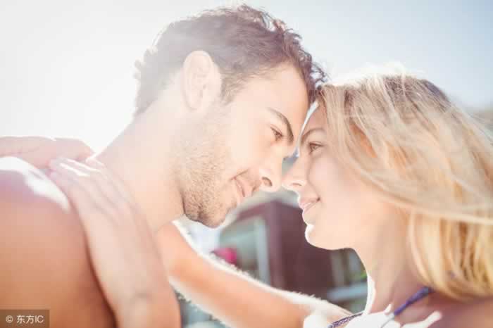 男人再爱一个女人，这三件事，打死都不会做(图2)