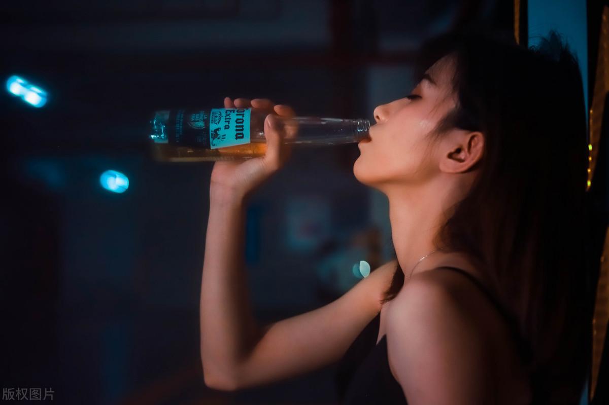 挽回恋人是不是踩雷了，资深情感老师告诉你不要做的几件事(图1)