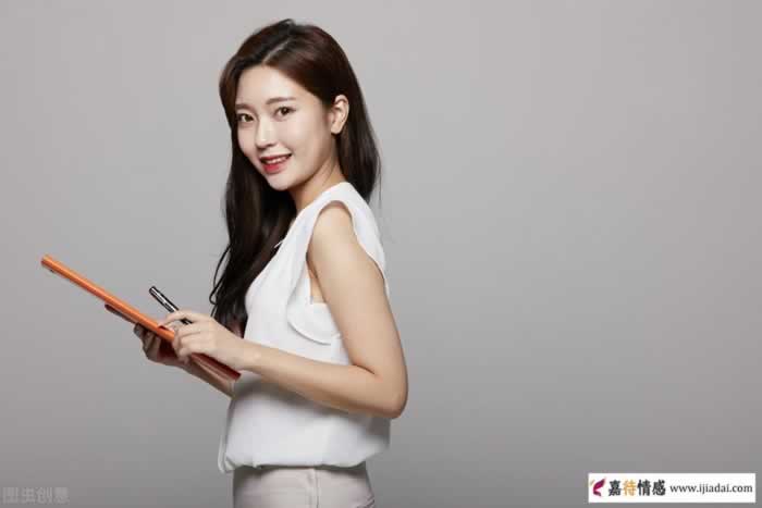 比钱更管用的2样东西｜打动女人心的实用指南(图2)