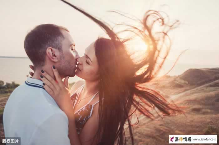 中年女性若在这些方面对你坦诚，可能并不感兴趣｜情感洞察全攻略(图3)