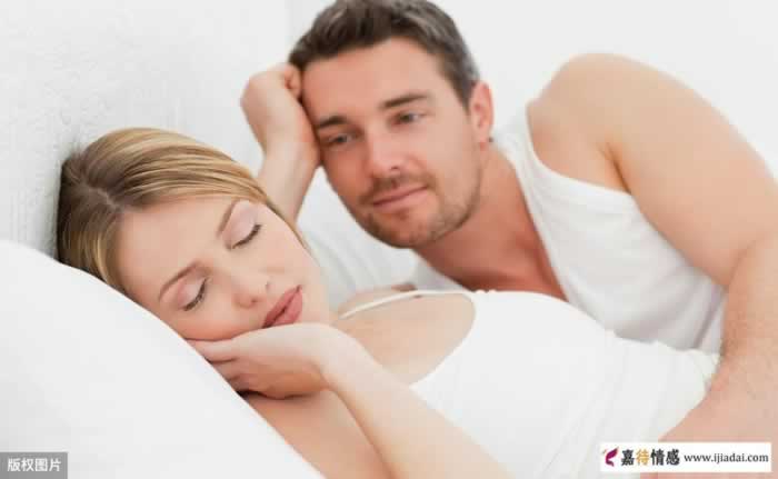 女同事分食一半食物是否合适｜职场界限感全攻略(图2)