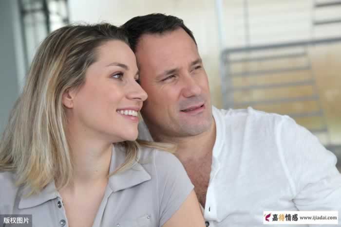 男女同事暧昧体验｜真实经历揭示职场情感陷阱(图1)