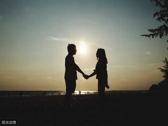 如何让前任重新爱上你｜挽回前任核心技巧全攻略(图2)