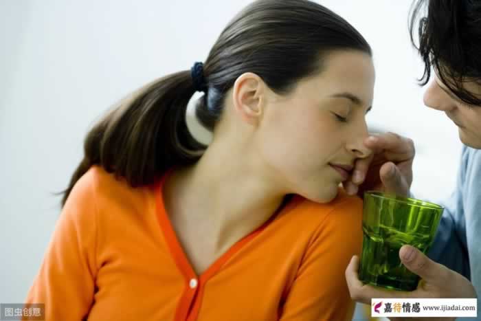 中年女人越爱你越不会给你的三样东西｜情感实用指南(图2)