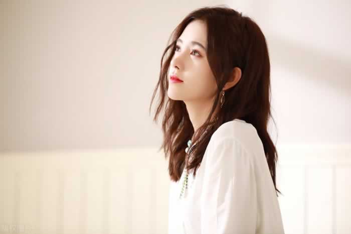 女人如何用撒娇法让男人束手就擒｜实用指南(图1)