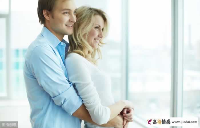 女人出轨的三大迹象｜婚姻忠诚度观察指南(图1)