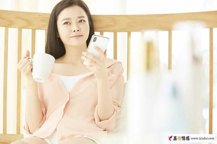 人到中年出轨已婚女性的男人，多数是为了这些原因｜情感真相全攻略(图2)