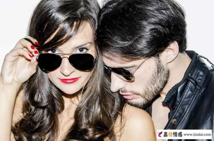 中年女人易被四类男人吸引｜情感关系实用指南(图3)