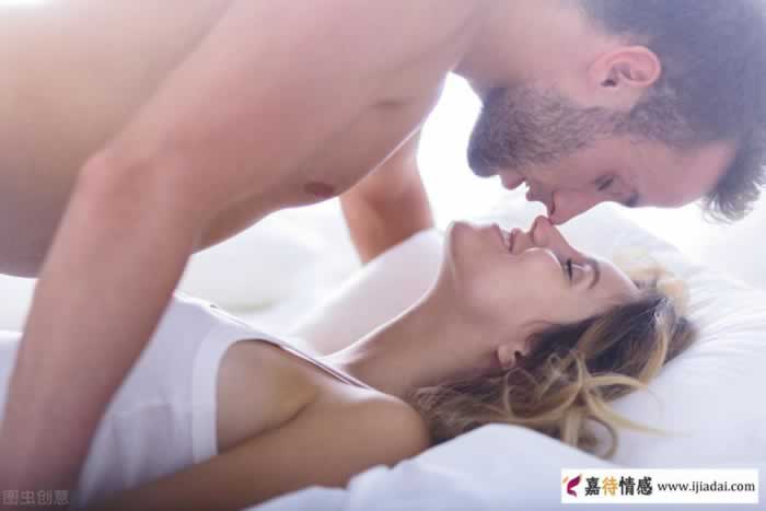 中年异性感情升温的细节全攻略｜爱情火花如何点燃(图2)