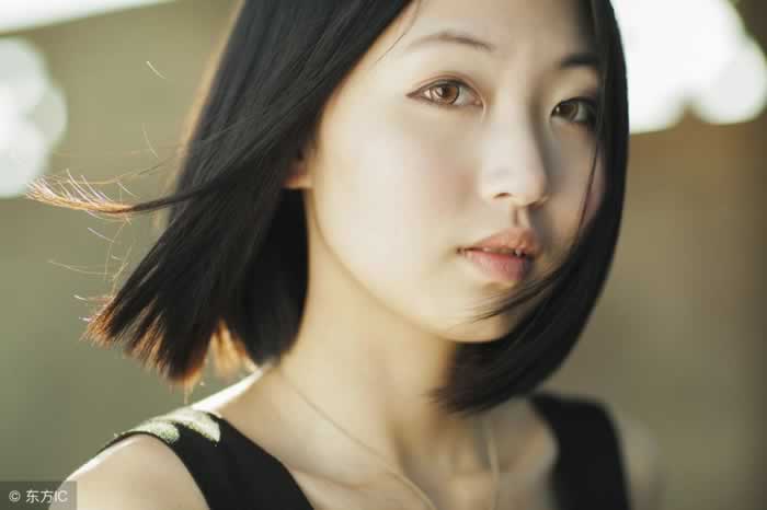 男人在爱你，这三件事他也容忍不了｜情感关系实用指南(图1)