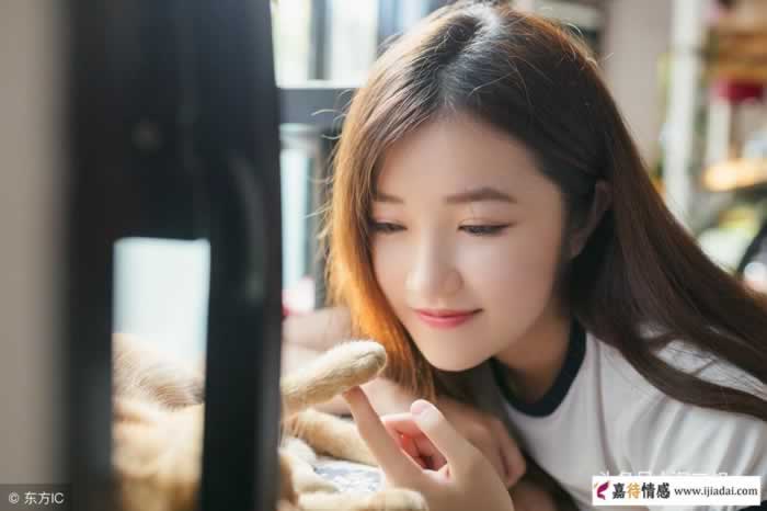 女人变坏真的能变有钱吗｜女性财富自由核心技巧(图1)