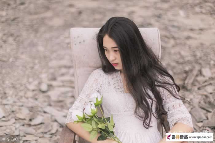 女人真正放下后的表现｜情感释放核心技巧(图2)