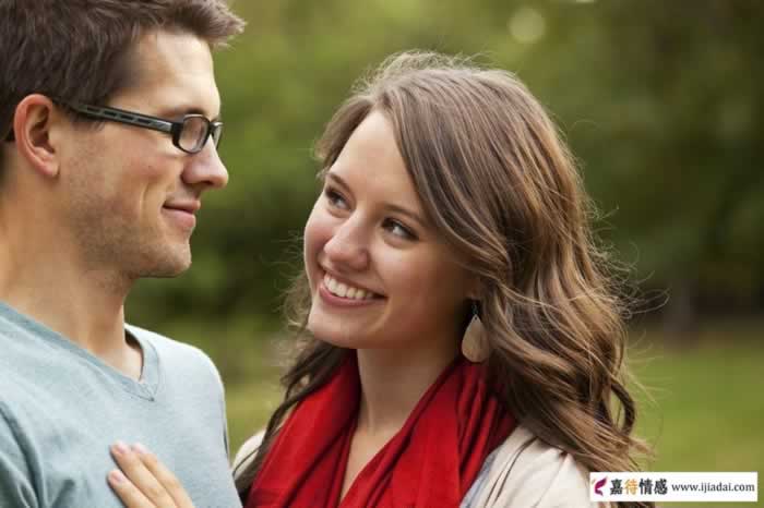 女人出轨前的三大异常行为｜挽回爱情实用指南(图3)