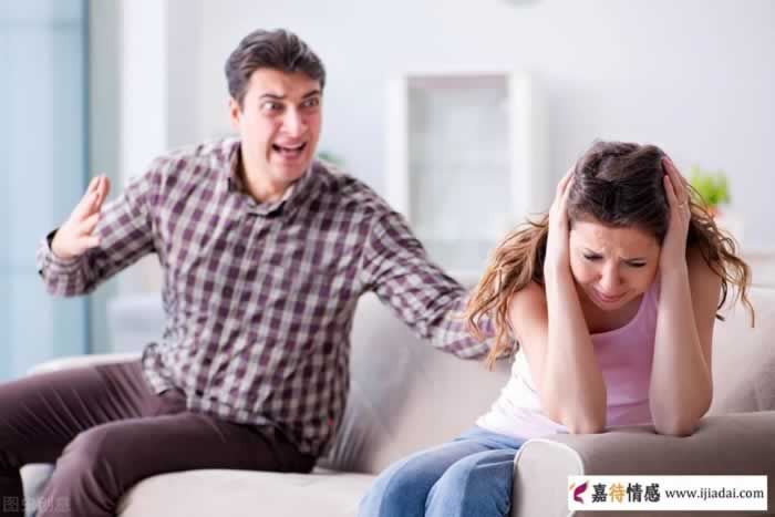 女人最厌恶男人的5种行为｜两性相处实用指南(图2)