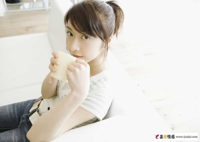 女人在男人面前敢做这三件事，才是真爱｜情感关系核心技巧(图4)