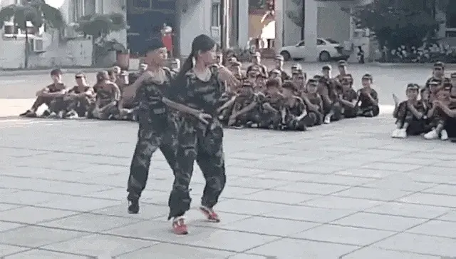 缺乏安全感如何挽回前任？自信重建全攻略(图8)