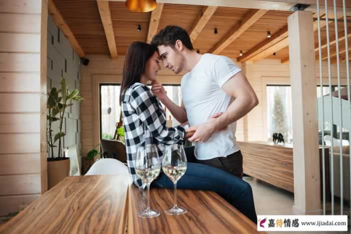 婚后维系爱情好方法，从来不是钱和房子，而是三个方法(图2)