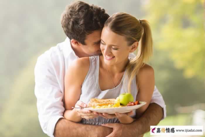 男人中年想遇哪种女人｜实用指南(图2)