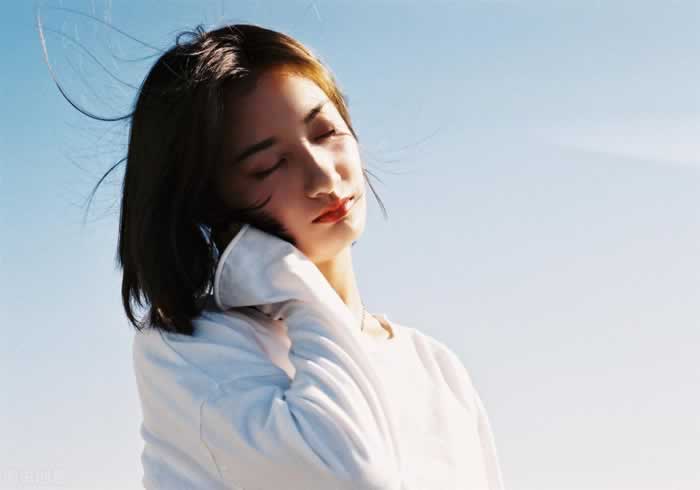 怎样和男人聊天让他觉得你懂他全攻略(图1)